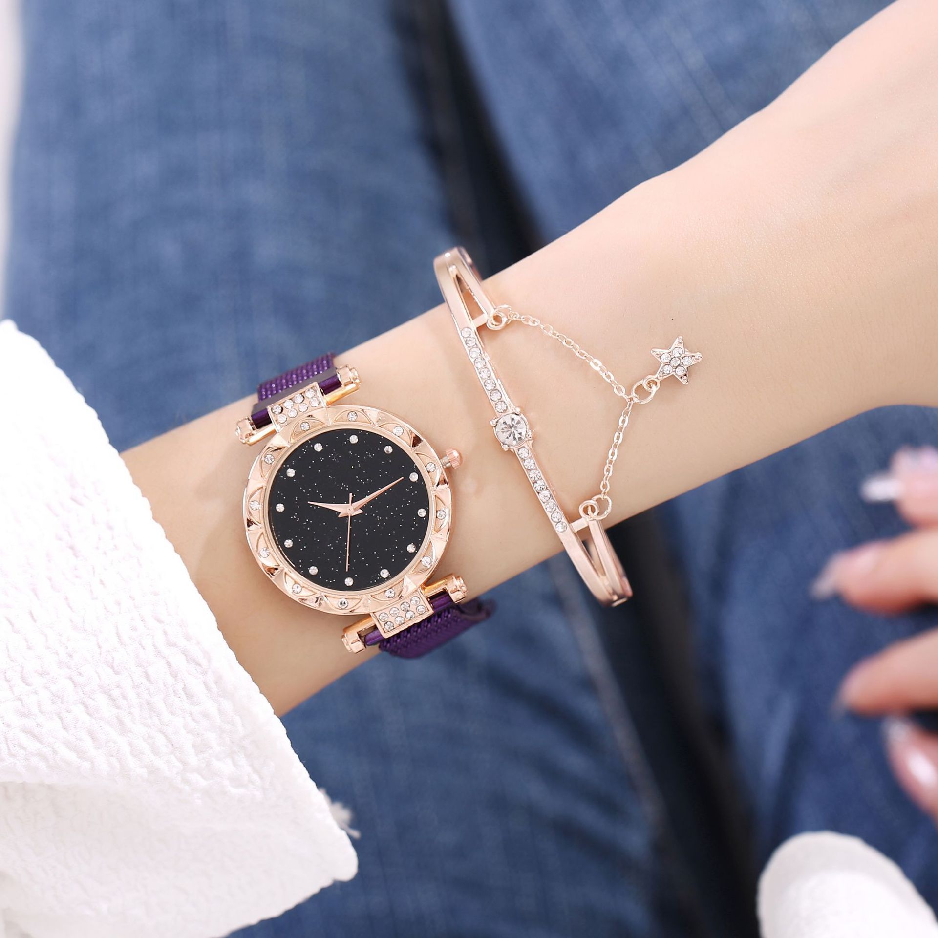 Magnetic Strap Set Womens Quartz Wristwatch - Image 7